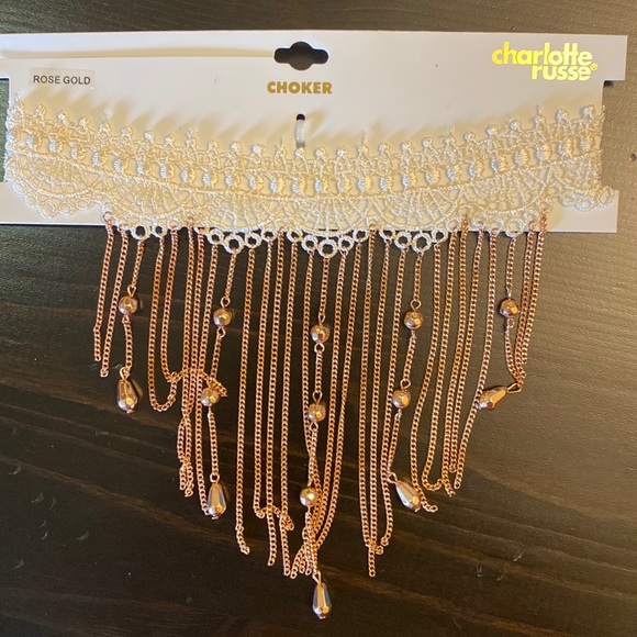 Choker - Picture 3 of 3